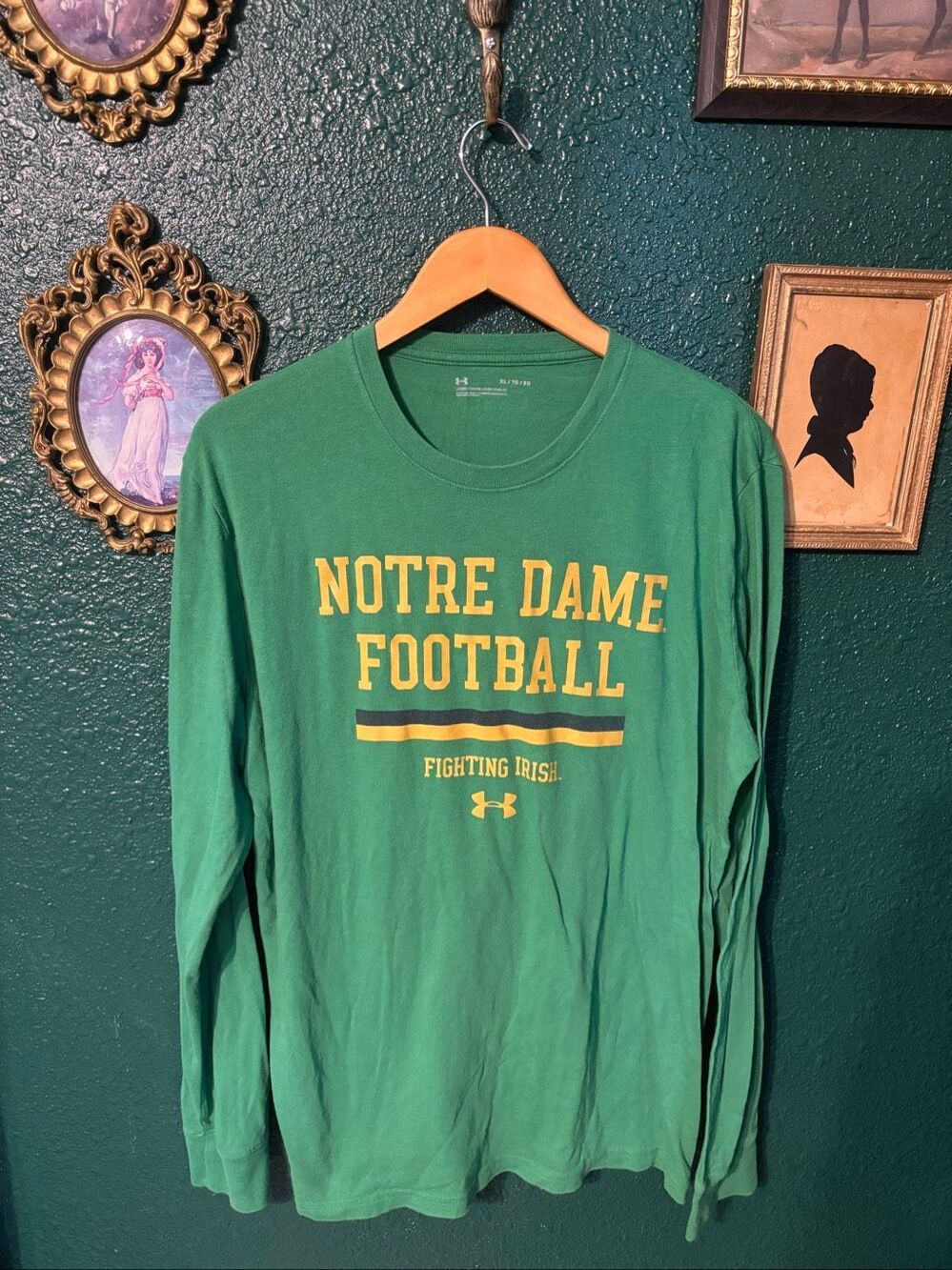 Mens Under Armour Notre Dame Football Long Sleeve Shirt Size XL